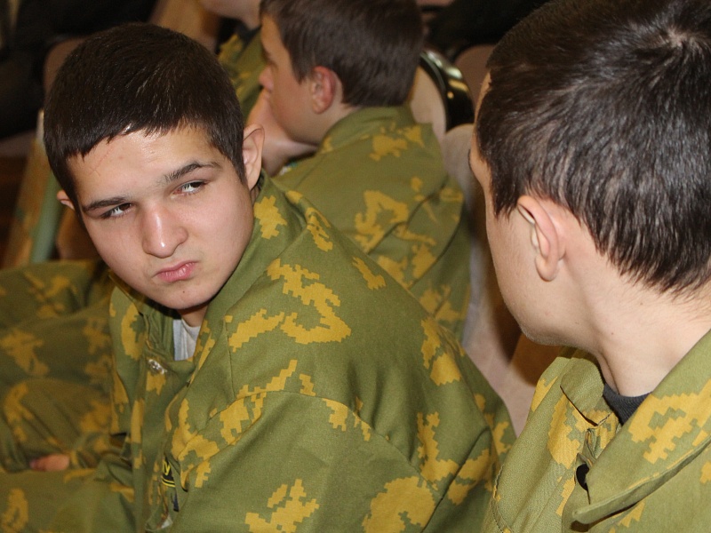 К вам стучится Новый год!