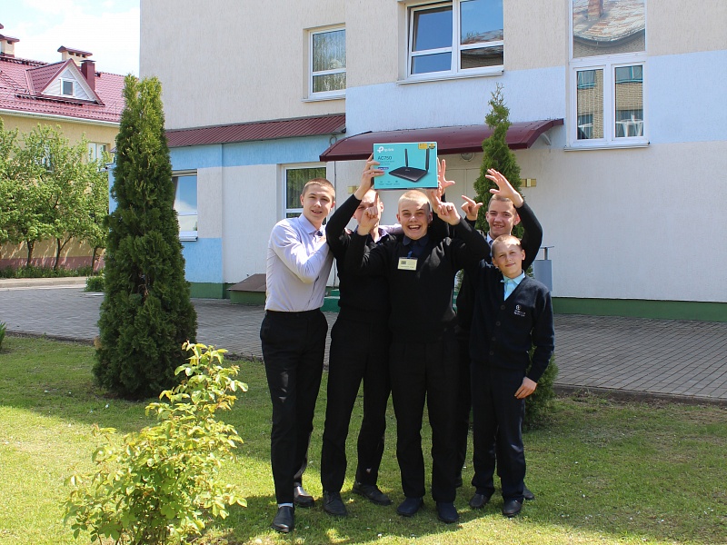 Быть ближе –  и не оставить в одиночестве! Особенно в закрытых учреждениях!