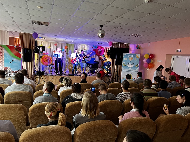 С  Днем защиты детей!