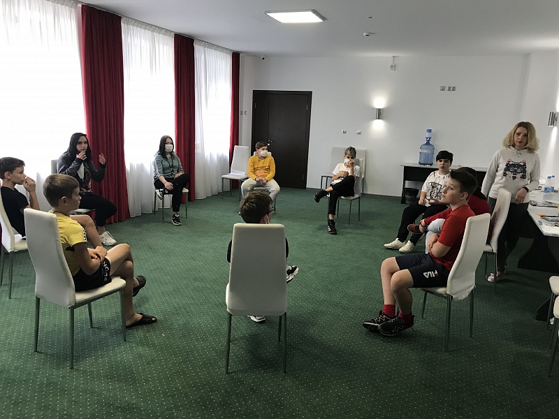 Training for teenagers "There is a way out!"