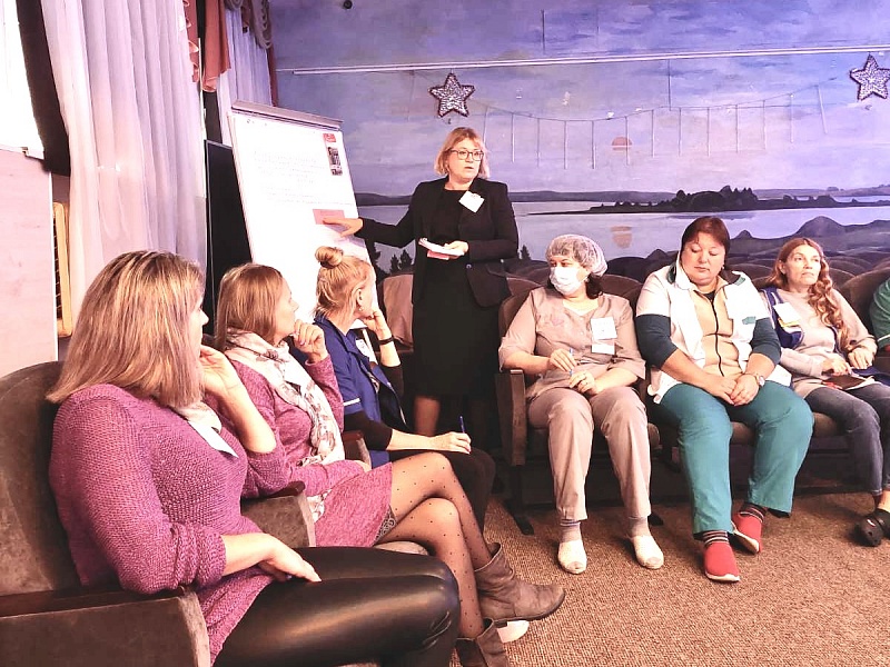 Seminars for Employees of Institutions for Children's Rights in October