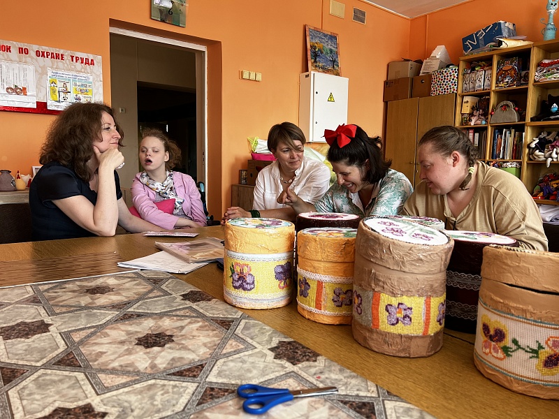 Emotional Contact, Trust, Balance in the Exchange of Information Helps in Communicating with Non-verbal Children