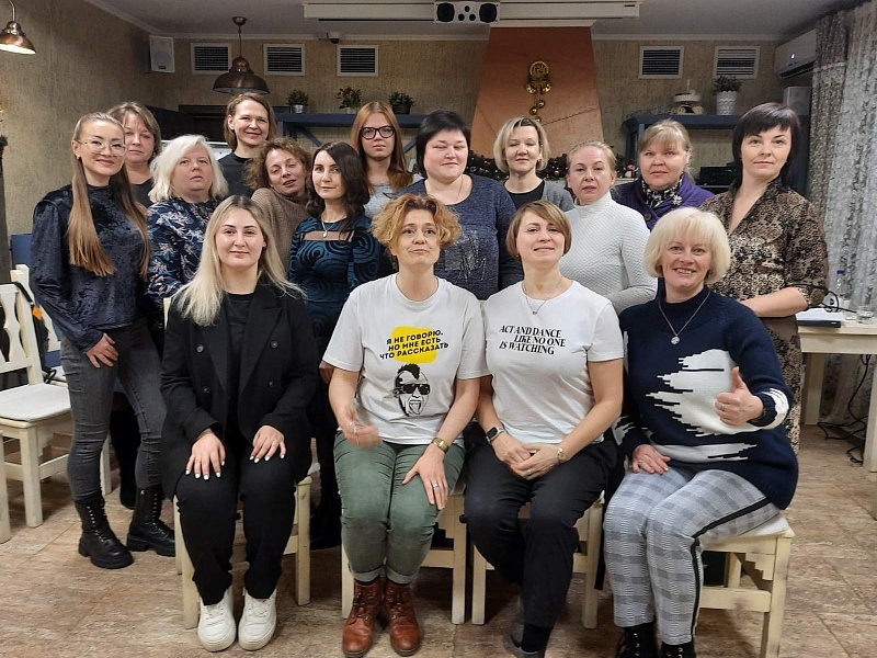 Alternative Communication in residential  house-boarding institutions: First Steps