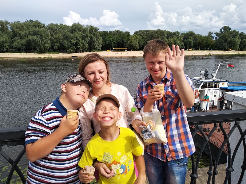 Территория семьи. Лето.