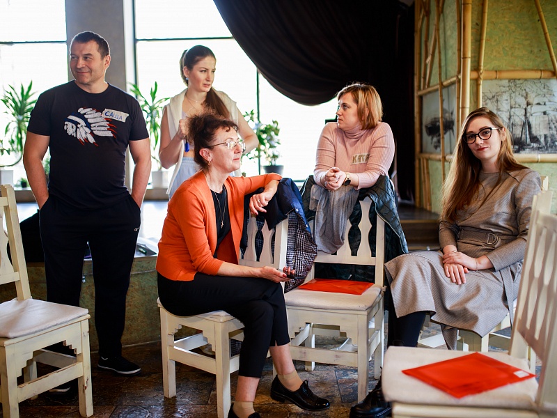 Contact person for a child at risk 