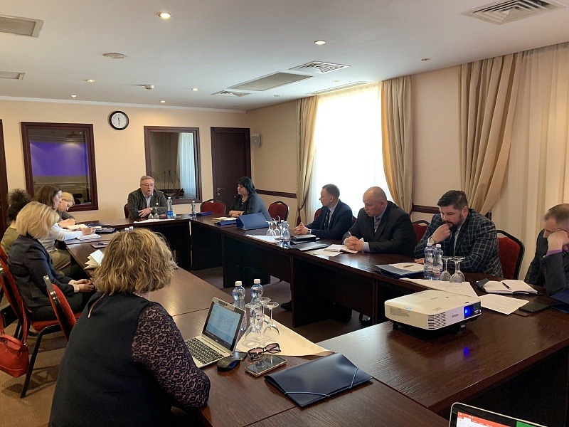 Круглый стол 