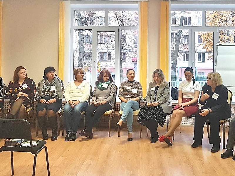 Seminars for Employees of Partner Institutions in November