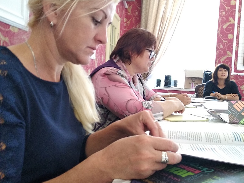 Accompanied accommodation or foster care?