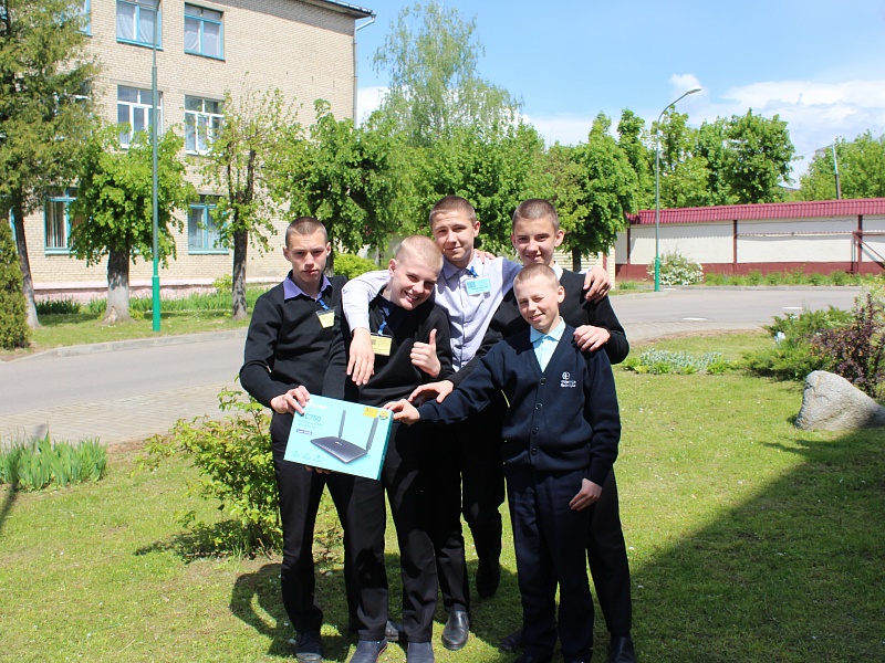 Быть ближе –  и не оставить в одиночестве! Особенно в закрытых учреждениях!