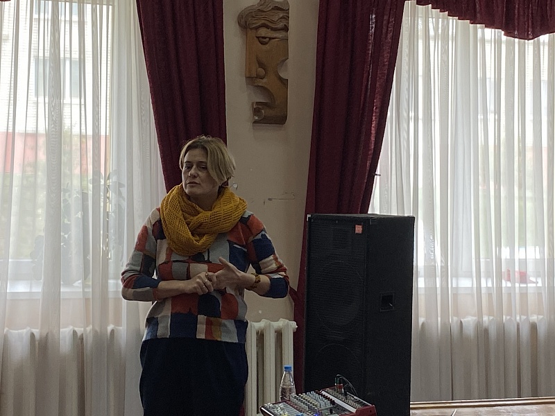 Для общения важен каждый человек