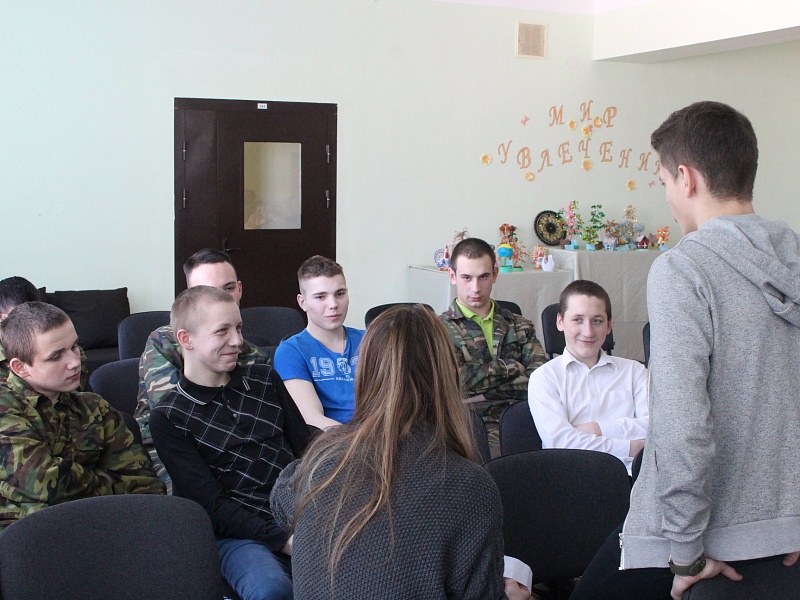 Contact persons are throwing the boomerangs of good!