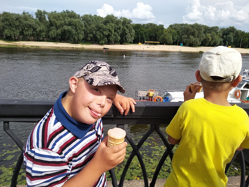 Территория семьи. Лето.